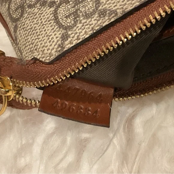 Gucci Beige and Brown GG Canvas Key Pouch - Picture 3 of 8